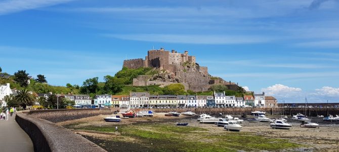 En tur til Kanaløerne – Jersey og Sark En tur til Kanaløerne – Jersey og Sark